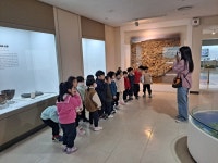 홈>열린광장>포토갤러리 > [시립박물관] 상반기 꼬꼬마, 가자! 박물관으로 4월 2일 (또래또어린이집) | 인천광역시립박물관