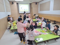 홈>열린광장>포토갤러리 > [시립박물관] 상반기 꼬꼬마, 가자! 박물관으로 4월 9일 (예다인어린이집) | 인천광역시립박물관