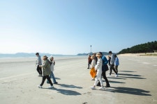 홈>브랜드사업>인천 보물섬 168>보물섬 사진 > 24.10.11.~12. 백령도 [사곶해변] | 인천도시브랜드
