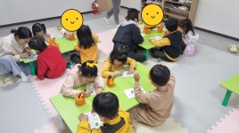 홈>열린광장>포토갤러리 > [인천도시역사관] 4/28 유아단체교육 갯벌도시 탐험대 (소명유치원) | 인천광역시립박물관