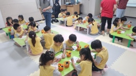 홈>열린광장>포토갤러리 > [인천도시역사관] 7/7 유아단체교육 갯벌도시 탐험대(노벨유치원) | 인천광역시립박물관
