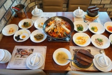 관광안내소 < 여행해설 < 여행서비스 < 머물고 싶은 자연치유도시 제천 머물고 싶은 자연치유도시 제천