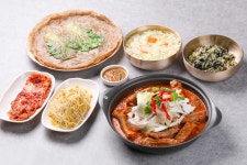 관광호텔 < 여행정보 < 여행서비스 < 머물고 싶은 자연치유도시 제천 머물고 싶은 자연치유도시 제천