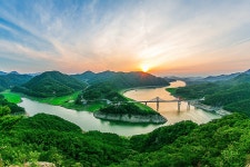 청풍권 체험여행 < 권역여행 < 추천코스 < 머물고 싶은 자연치유도시 제천 머물고 싶은 자연치유도시 제천