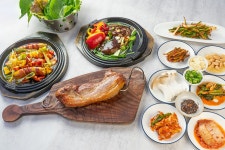 관광안내소 < 여행해설 < 여행서비스 < 머물고 싶은 자연치유도시 제천 머물고 싶은 자연치유도시 제천