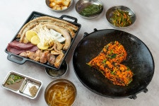 관광안내소 < 여행해설 < 여행서비스 < 머물고 싶은 자연치유도시 제천 머물고 싶은 자연치유도시 제천