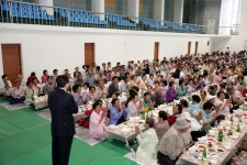 사진으로보는정선(2008~2020) - 정선읍 경로잔치 상세화면 | 정선군청 > 열린군정 > 참여소통 > 사진으로보는정선 > 사진으로보는정선(2008... 