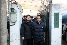사진으로보는정선(2008~2020) - 김진선 강원도지사 정선지역 방문 상세화면 | 정선군청 > 열린군정 > 참여소통 > 사진으로보는정선... 