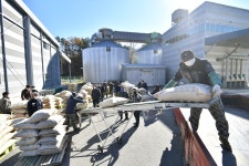 사진으로보는정선(2008~2020) - 공공비축 매입 현장(북평면) 상세화면 | 정선군청 > 열린군정 > 참여소통 > 사진으로보는정선... 