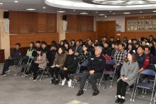 현장스케치(2020년 이전) - 2018년 직장 내 4대 폭력 예방교육 상세화면 | 정선열린군수실 > 일하는 정선군수 > 현장스케치(2020년 이전)
