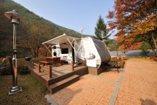 관광명소 | 정선관광 > 정선여행 > 관광명소 > 화암약수 야영장