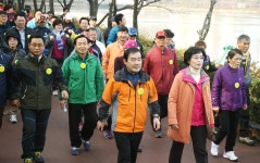 송파구의회 임춘대의장,‘2015 송파소리길 걷기’ 행사 참석... 뉴스를 ‘한눈에’ 송파구의회 임춘대의장,‘2015 송파소리길 걷기’ 행사 참석