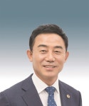 용인대용비체육관 | 경기도의회 진용복 부의장, 용인 나곡중 체육관 증축공사비 확보 - 전국매일신문 - 전국의 생생한 뉴스를 ‘한눈에’ 경기도의회 진용복 부의장...