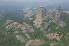 진안군 문화관광 - 관광명소 > 마이산 > 마이산남부 > 타포니현상