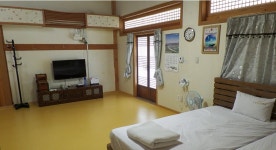 예약하기>한옥펜션 - 운림삼별초공원·진도풍경오토캠핑장