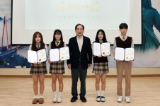 진도고등학교 제55회 졸업식 | 상세 | 현장스케치2 : 진도군 열린군수실