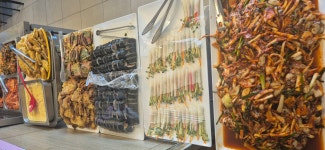 굴무침.스파게티.코다리찜.불맛제육 등 40여가지 푸짐한 만원의 행복한 점심 준비했습니다 | 상세 | 벼룩시장 : 진도군청