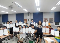 보도자료 > 송악도서관, 책놀이 지도사 자격증 3급 15명 취득 | 제주교육소식