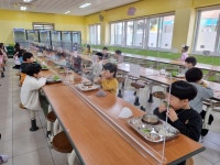 보도자료 > 신광초병설유치원,‘유·초연계 급식실 안전 교육 및 학교시설 돌아보기’실시 | 제주교육소식