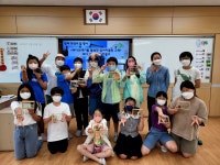 보도자료 > 어도초, 버려진 유리조각의 변신! 5·6학년 바다유리 액자 만들기 업사이클링 교육 실시 | 제주교육소식