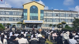 보도자료 > 표선고, 2022‘타임 캡슐’기념 행사 실시 | 제주교육소식