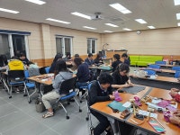 보도자료 > 송악도서관, 도서관 창작 작업실 가죽공예 개강 | 제주교육소식
