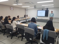 게시물 목록 페이지