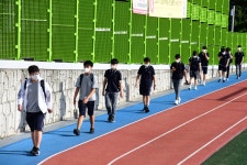 교육청소식 > 전체 > 한라중 도내 학교 중 첫 2학기 전면 등교수업 시작 | 제주교육소식