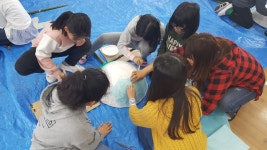 학교소식 > 유치원/초등학교 > 하례초, 영등바람, 하례마을 축제 도깨비탈 제작 | 제주교육소식