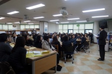 학교소식 > 유치원/초등학교 > 한라초, 한라 독서꿈나무를 위한 학부모 명예사서 및 이야기선생님 간담회 실시 | 제주교육소식