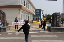 학교소식 > 유치원/초등학교 > 창천초, 교통안전 캠페인 실시 | 제주교육소식