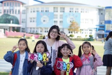 학교소식 > 유치원/초등학교 > 법환초, 행복한 등교맞이로 시작하는 어린이날, 우리들의 세상! | 제주교육소식
