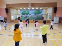학교소식 > 유치원/초등학교 > 서귀포초, 정방동 주민자치 연계 ‘음악줄넘기’프로그램 운영 | 제주교육소식