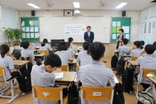 학교소식 > 중학교 > 신엄중, 동문과의 대화 시간 가져-졸업생과 재학생의 소곤소곤- | 제주교육소식