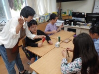 학교소식 > 유치원/초등학교 > 재릉초, 지역예술가와 함께하는 가죽공예 교실 운영 | 제주교육소식