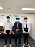 학교소식 > 고등학교 > 서귀포고, 제주삼다수장학재단, 서귀포백록라이온스클럽, 우수 신입생 장학증서 수여 | 제주교육소식