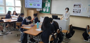 학교소식 > 중학교 > 제주동중, 2학년 학교공간혁신 중앙현관 아이디어모형도 제작 | 제주교육소식