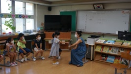 학교소식 > 유치원/초등학교 > 하도초, 학부모독서동아리(책 왓수다) ‘책 읽어주는 선생님’ 활동 첫 출발! | 제주교육소식