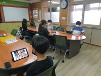 학교소식 > 유치원/초등학교 > 김녕초, 세계 환경의 날 기념 「Green Book」토크 콘서트 참여 | 제주교육소식