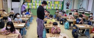학교소식 > 유치원/초등학교 > 한라초, ‘흙에서 탄생한 나만의 그릇’ 1학년 현장체험학습 대체수업 실시 | 제주교육소식