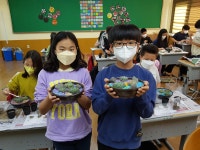 학교소식 > 유치원/초등학교 > 위미초, 하례2리 마을회 지원 다육이심기 체험 실시 | 제주교육소식