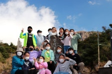 학교소식 > 유치원/초등학교 > 더럭초, 한라산 윗세오름을 오르다. | 제주교육소식