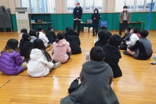 학교소식 > 유치원/초등학교 > 보목초. 보목초 출신 배구선수 한정훈 선수와의 만남 | 제주교육소식