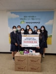 학교소식 > 유치원/초등학교 > 한림여중 제주어동아리, 서부종합사회복지관에 여성위생용품 후원 | 제주교육소식