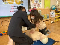 학교소식 > 유치원/초등학교 > 신광초병설유치원, 심폐소생술 교육 실시 | 제주교육소식