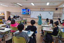 학교소식 > 유치원/초등학교 > 동남초, “다 함께 다양한 문화를 이해해봐요!” | 제주교육소식