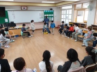 학교소식 > 유치원/초등학교 > 신광초 3학년 연극교육 실시 | 제주교육소식