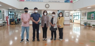 학교소식 > 유치원/초등학교 > 청춘나누미 봉사단, 서귀포온성학교 방문 간식 전달 | 제주교육소식