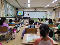 학교소식 > 유치원/초등학교 > 한라초, 수업을 나눠요! 1학년 동료 장학 실시 | 제주교육소식