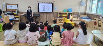 학교소식 > 유치원/초등학교 > 중문초등학교병설유치원, 안전한 생활습관 형성을 위한 맞춤형 교통안전교육 실시해 | 제주교육소식